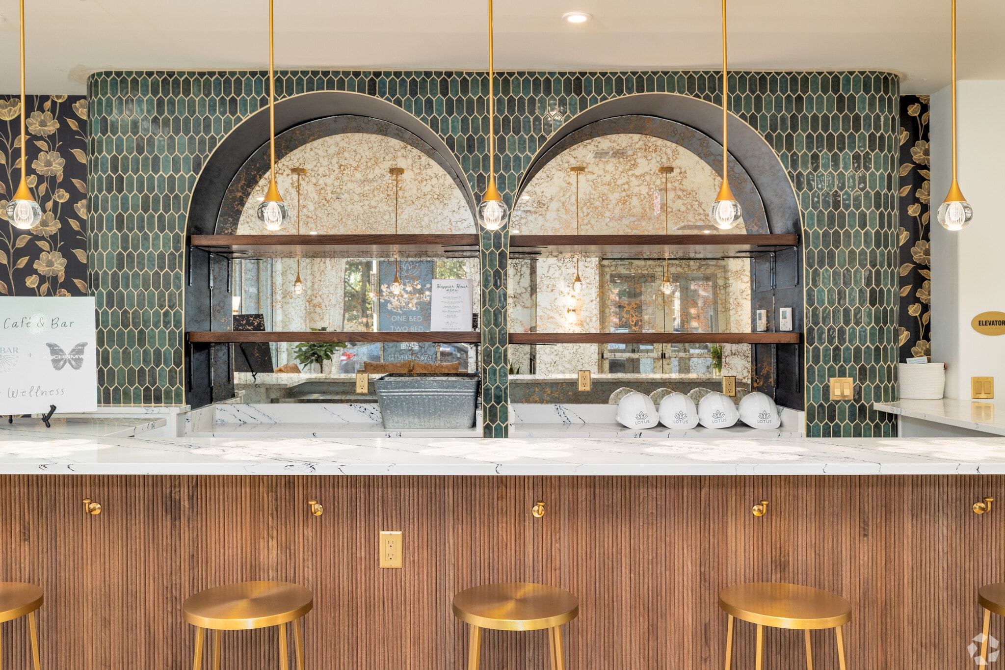 416 Vine St, Philadelphia, PA for lease Interior Photo- Image 1 of 7