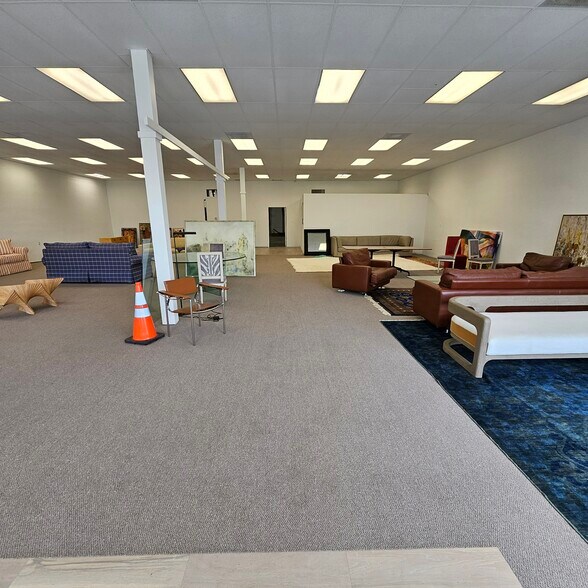 2025 13th Ave, Vero Beach, FL à vendre - Photo du bâtiment - Image 3 de 11