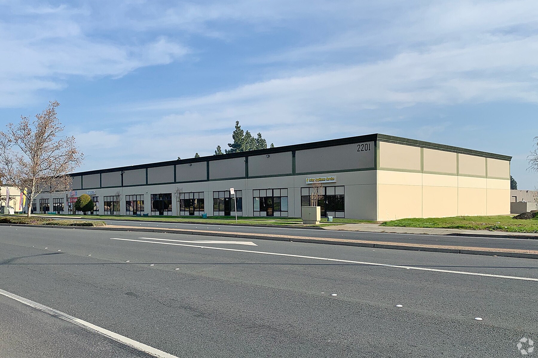 2201 Harbor St, Pittsburg, CA for lease Primary Photo- Image 1 of 5