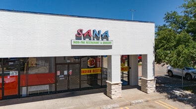 6246 Rufe Snow Dr, Fort Worth, TX à louer Photo du bâtiment- Image 1 de 2