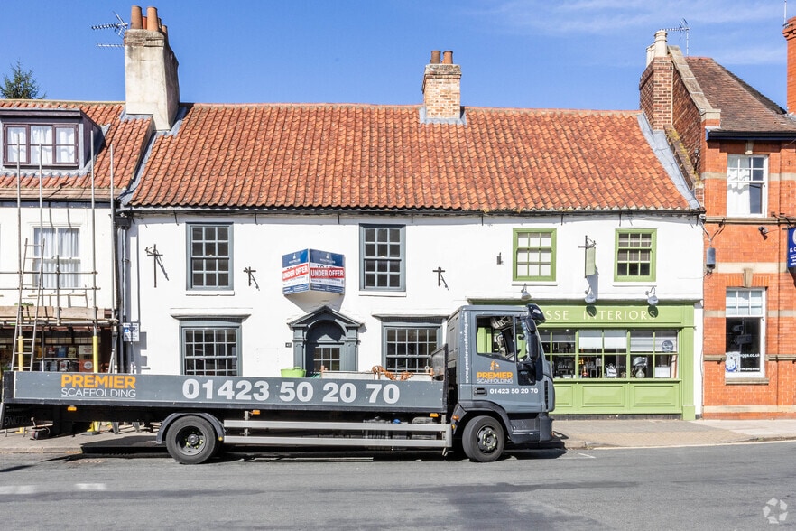 47-49 High St, Boroughbridge à louer - Photo du bâtiment - Image 3 de 3
