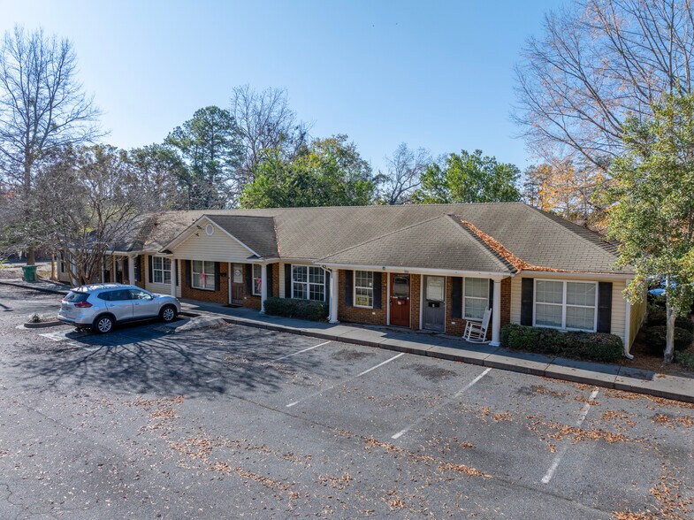 415 Cowart Ave, Valdosta, GA à vendre - Photo du bâtiment - Image 3 de 36