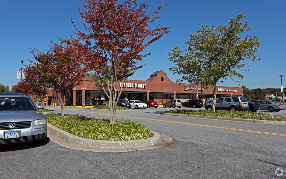 550-582 Ritchie Hwy, Severna Park, MD for lease - Building Photo - Image 2 of 26