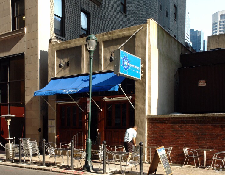1507-11 Locust St, Philadelphia, PA for sale - Building Photo - Image 2 of 35