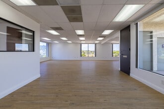 23717 Hawthorne Blvd, Torrance, CA à louer Photo intérieure- Image 1 de 7