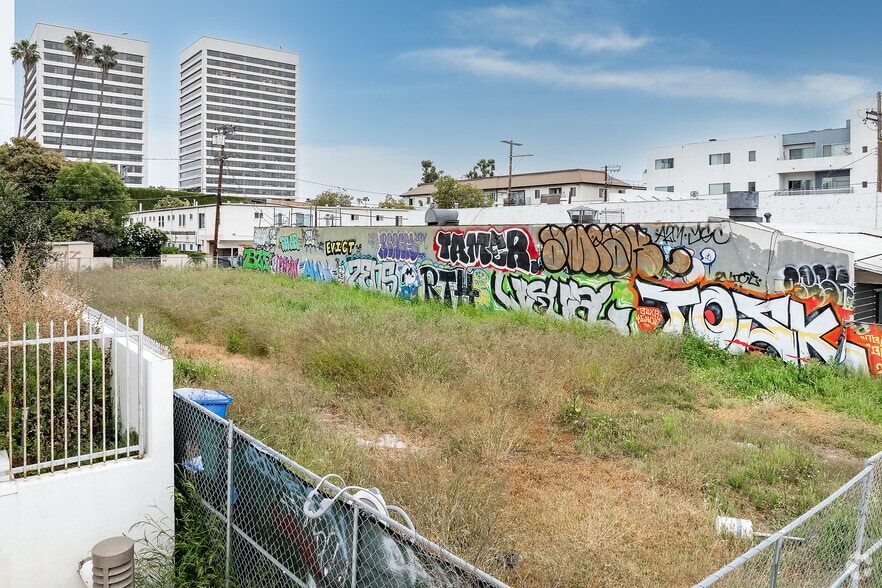 1656 Sawtelle Blvd, Los Angeles, CA à vendre - Photo principale - Image 2 de 19