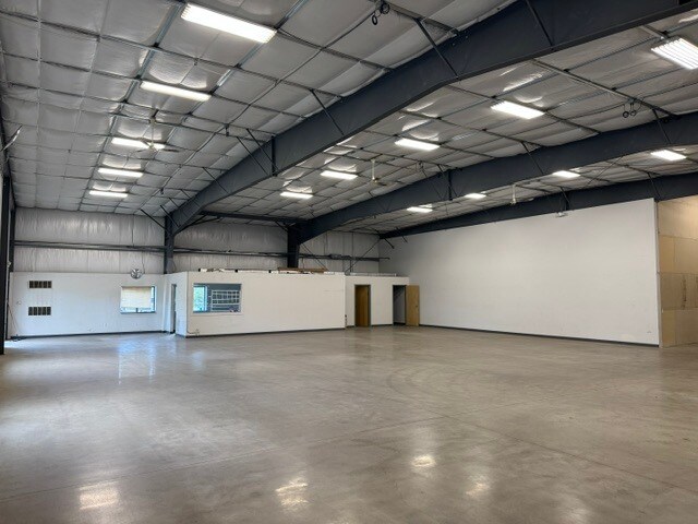 17 Boulevard, Queensbury, NY for lease Interior Photo- Image 1 of 5