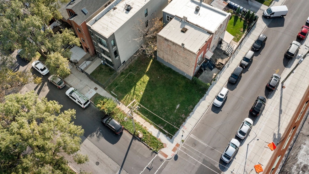1001 Campbell ave, Chicago, IL for sale - Aerial - Image 3 of 5