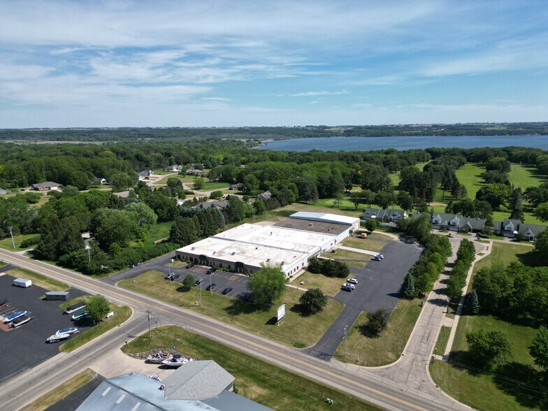 745 South St, Green Lake, WI à vendre - Aérien - Image 3 de 17