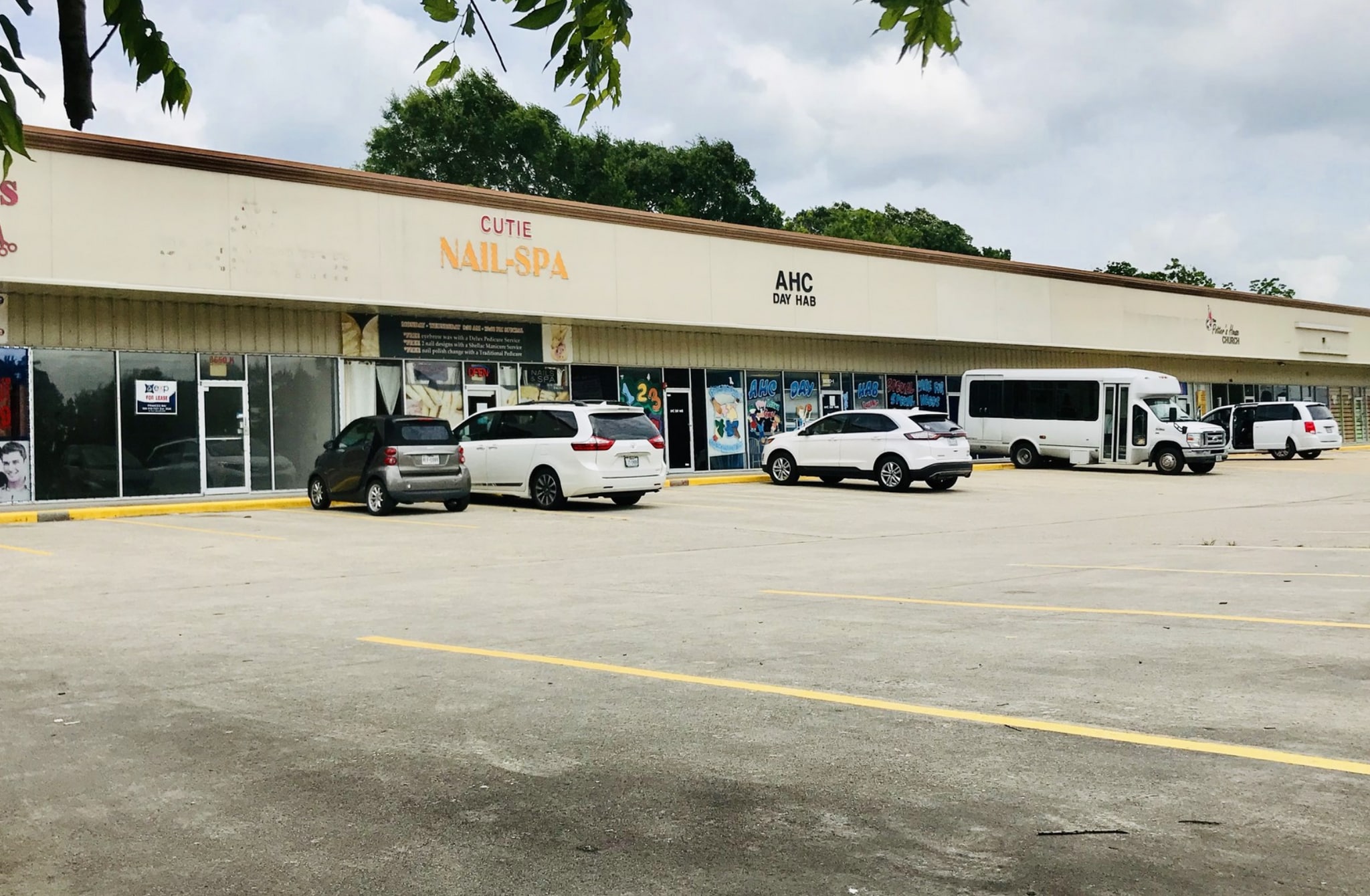 8650 N Houston Rosslyn Rd, Houston, TX à louer Photo du bâtiment- Image 1 de 10