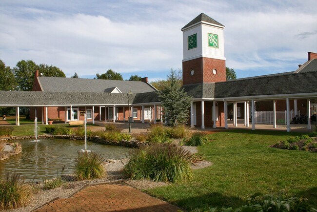 Plus de détails pour 2-64 Thoreau Dr, Freehold, NJ - Bureau/Médical à louer