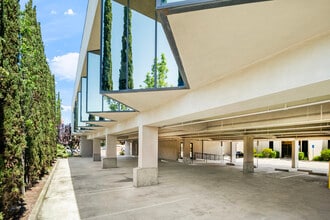 540 Price Ave, Redwood City, CA for lease Building Photo- Image 2 of 13