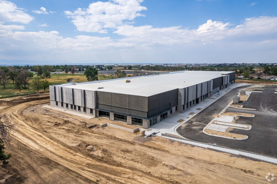 2251 N Revere St, Aurora, CO à louer - Photo du bâtiment - Image 2 de 15