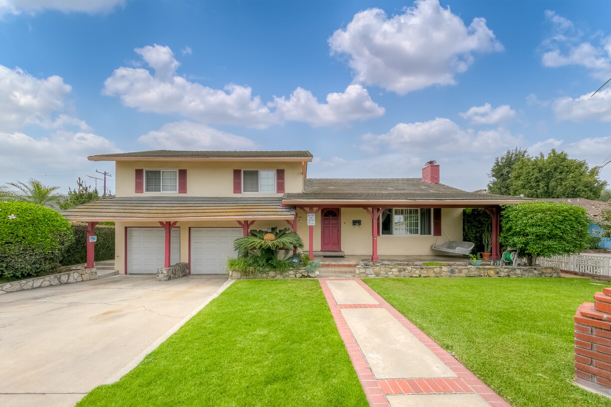 9642 Dewey Dr, Garden Grove, CA à vendre Photo du bâtiment- Image 1 de 13