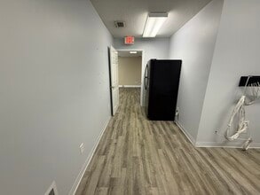 5570 Florida Mining Blvd S, Jacksonville, FL à louer Photo intérieure- Image 2 de 25