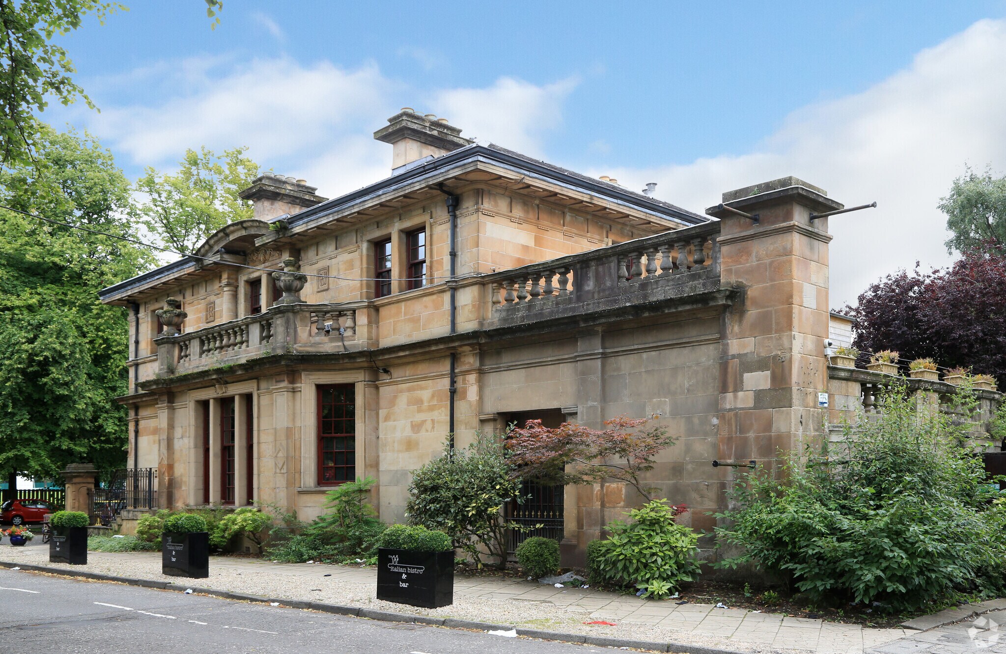 1051 Great Western Rd, Glasgow for sale Primary Photo- Image 1 of 7