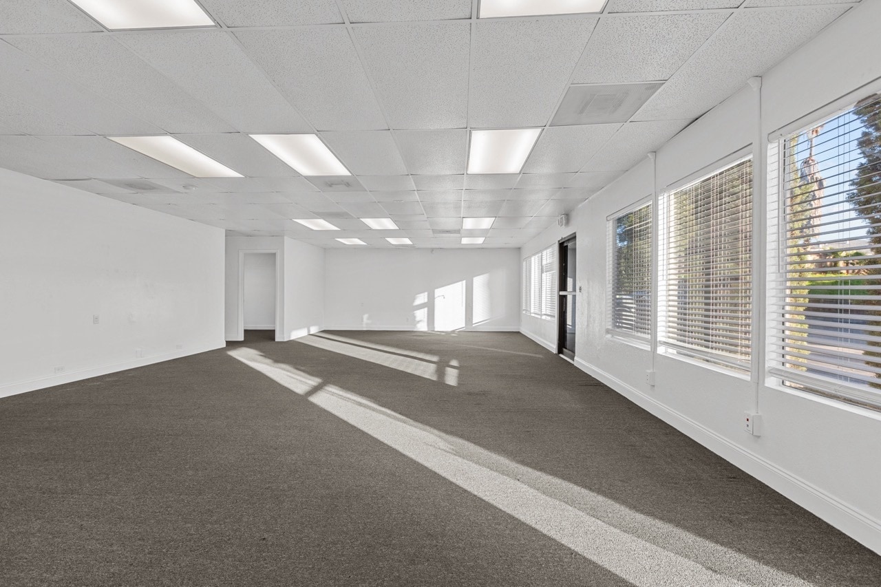 4800 Manzanita Ave, Carmichael, CA for lease Building Photo- Image 1 of 6