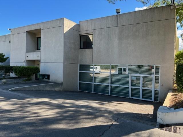 Office in Marseille for lease - Building Photo - Image 1 of 13