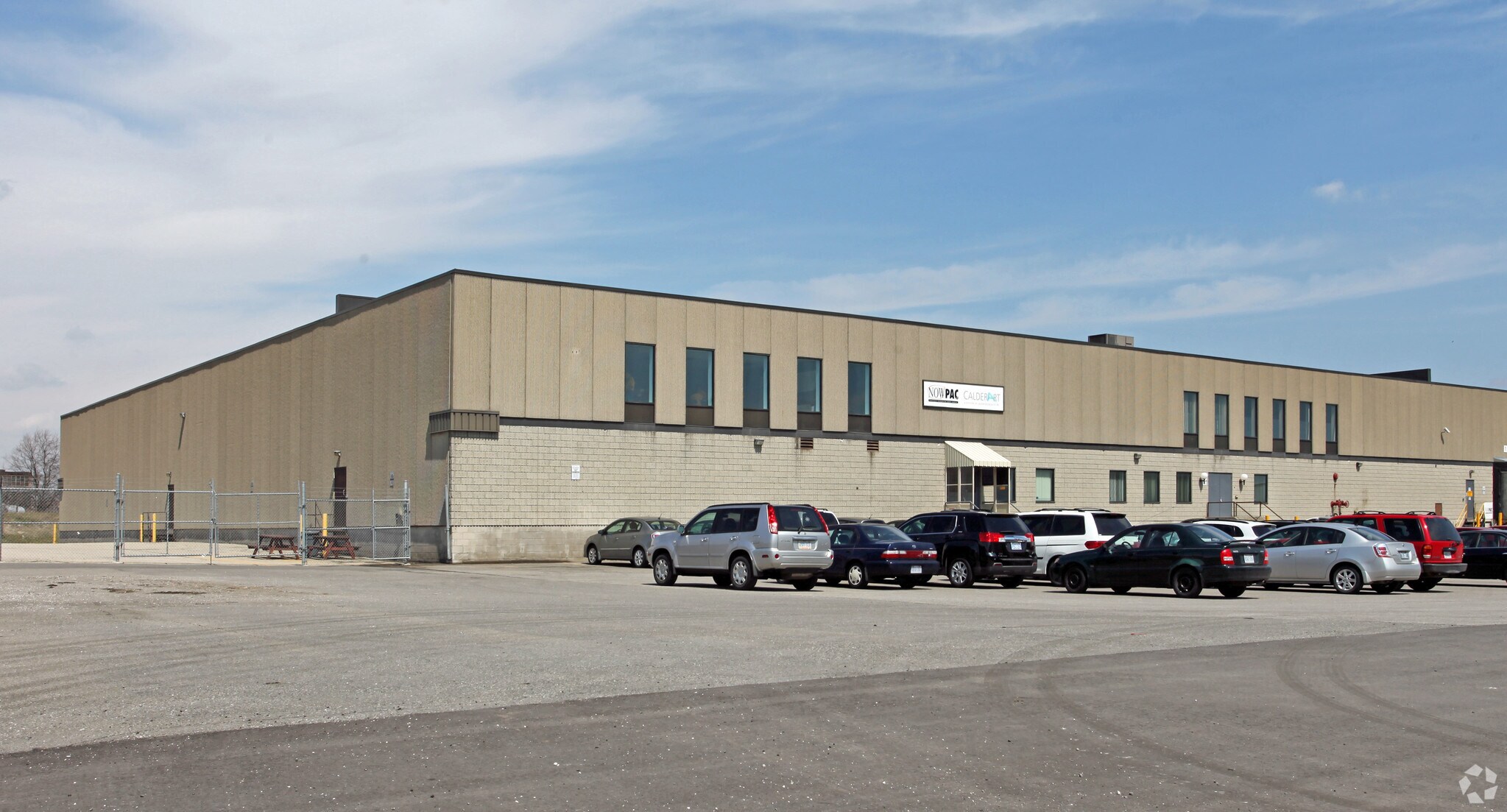 780 Tapscott Rd, Toronto, ON for sale Primary Photo- Image 1 of 1