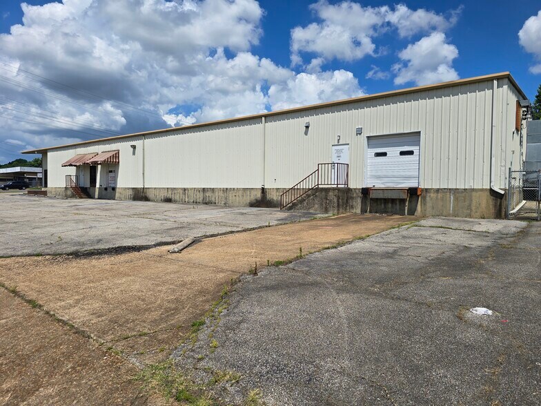 4695 Winchester Rd, Memphis, TN à vendre - Photo du bâtiment - Image 2 de 13