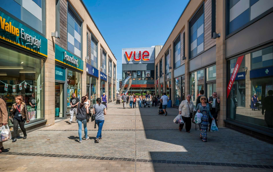 Trinity Sq, Gateshead for lease - Building Photo - Image 1 of 2