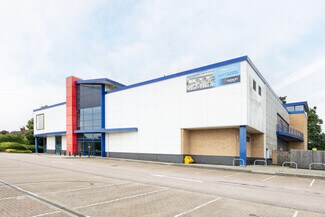 More details for London Rd, Crawley - Retail for Lease