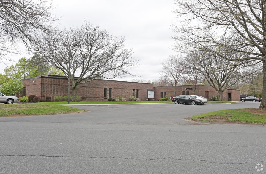 17 Computer Dr W, Albany, NY for lease - Building Photo - Image 2 of 12