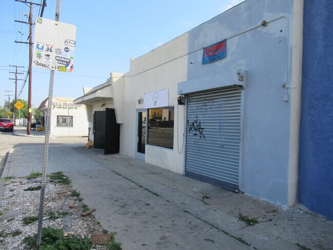 Plus de détails pour 1212-1214 N Wilmington Ave, Compton, CA - Commerce de détail à vendre