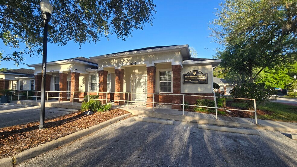 2649 Windguard Cir, Zephyrhills, FL à louer - Photo du bâtiment - Image 1 de 49