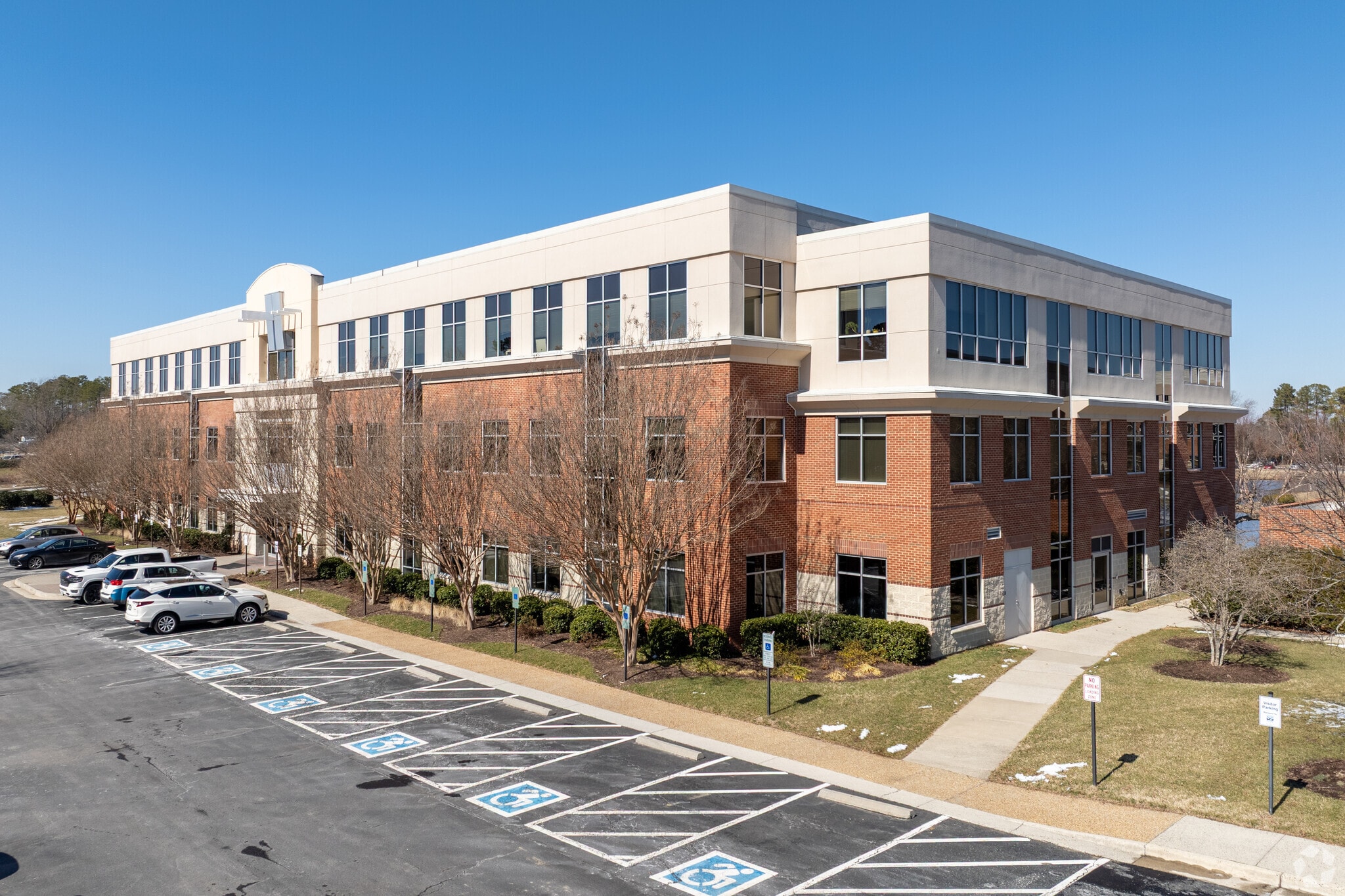 100 Eastshore Dr, Glen Allen, VA for lease Primary Photo- Image 1 of 5