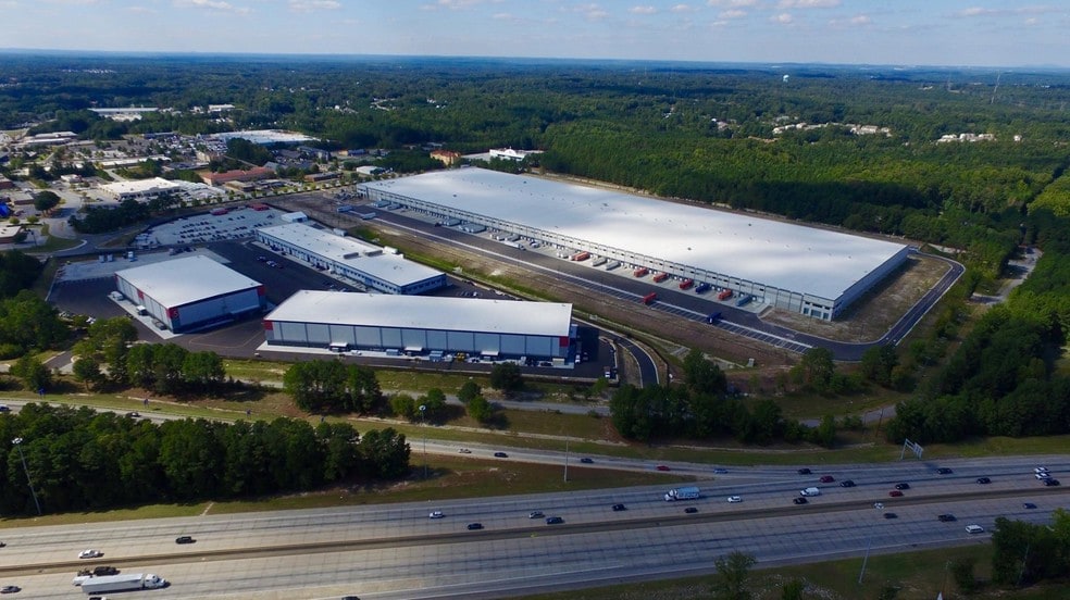 6010 Studio Way, Union City, GA for lease - Building Photo - Image 1 of 2