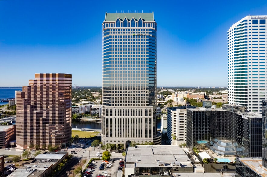 100 N Tampa St, Tampa, FL for lease - Building Photo - Image 1 of 26