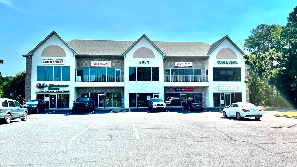 2001 Lawrenceville Suwanee Rd, Suwanee, GA à louer Photo principale- Image 1 de 18