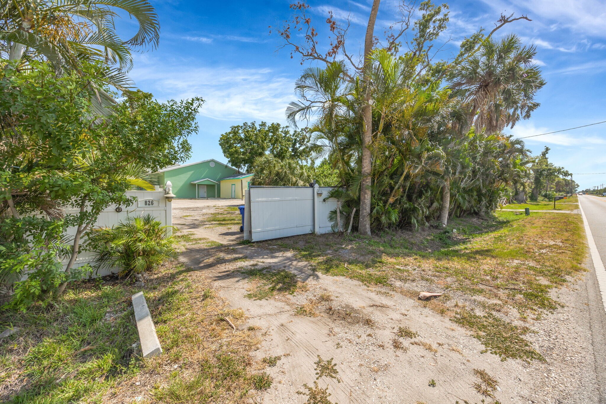 826 W Shell Point Rd, Ruskin, FL à vendre Photo principale- Image 1 de 21