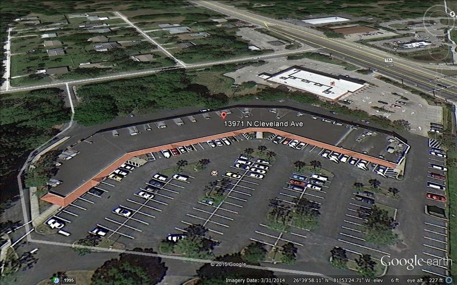 13971 N Cleveland Ave, North Fort Myers, FL à louer - Photo du bâtiment - Image 3 de 13