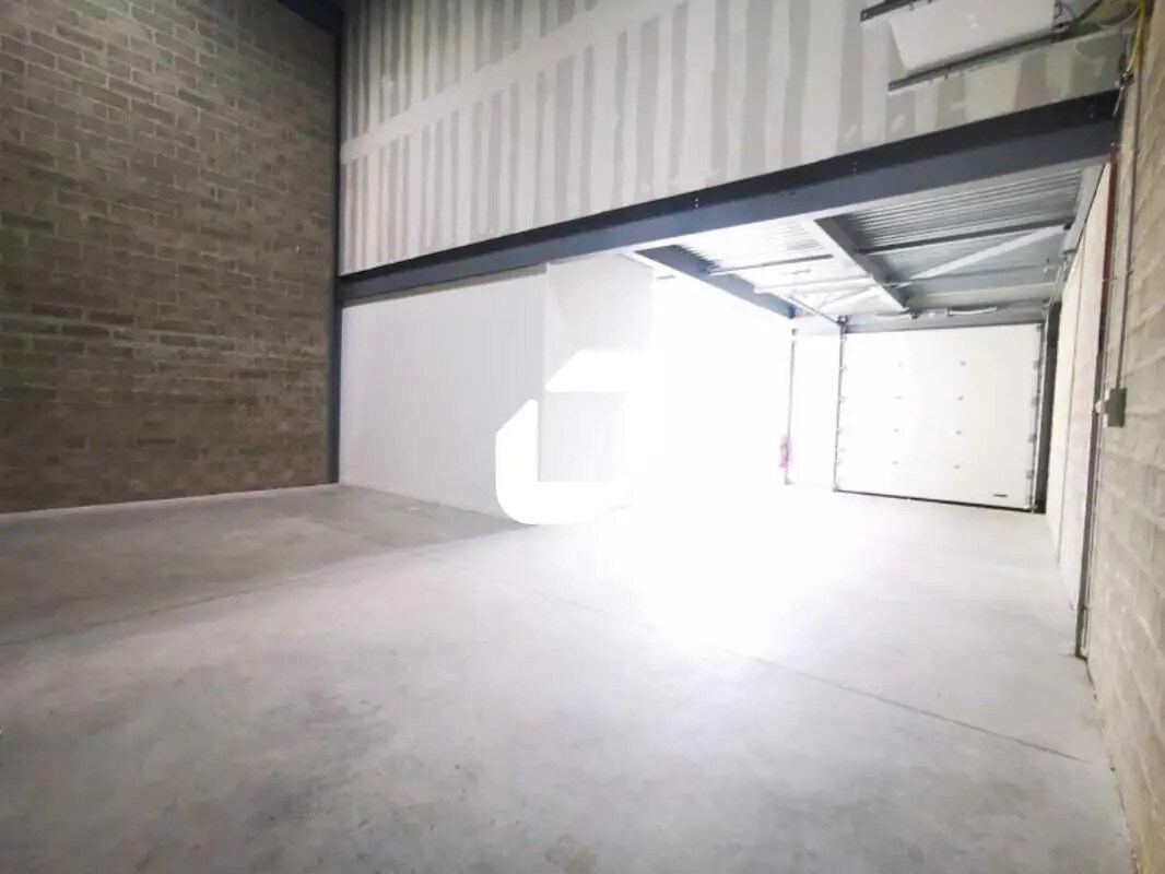 Flex in Bussy-Saint-Martin for lease Interior Photo- Image 1 of 6