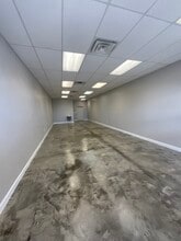 24901 Sandhill Blvd, Punta Gorda, FL for lease Interior Photo- Image 2 of 2