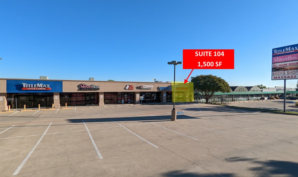413 E Round Grove Rd, Lewisville, TX à louer - Photo du bâtiment - Image 2 de 3