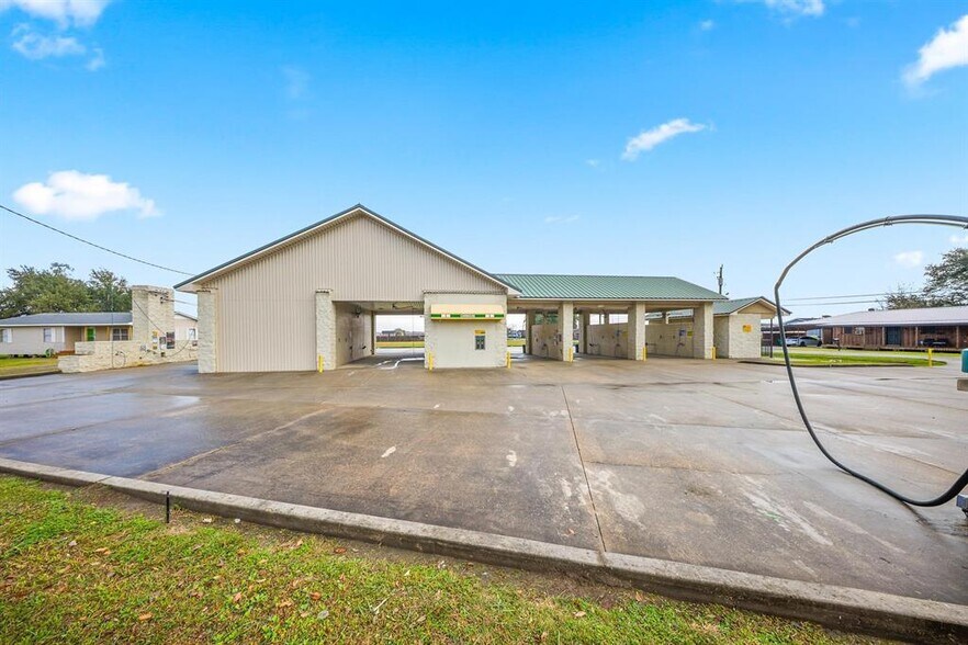 105 Myrtle Dr, Lockport, LA à vendre - Photo principale - Image 1 de 8