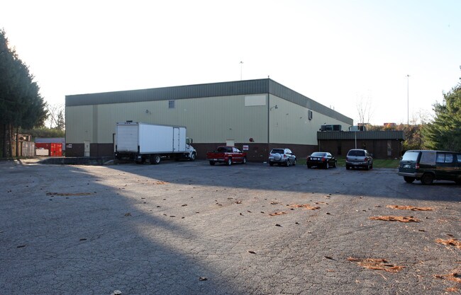 Plus de détails pour 837 Green Crest Dr, Westerville, OH - Industriel à louer