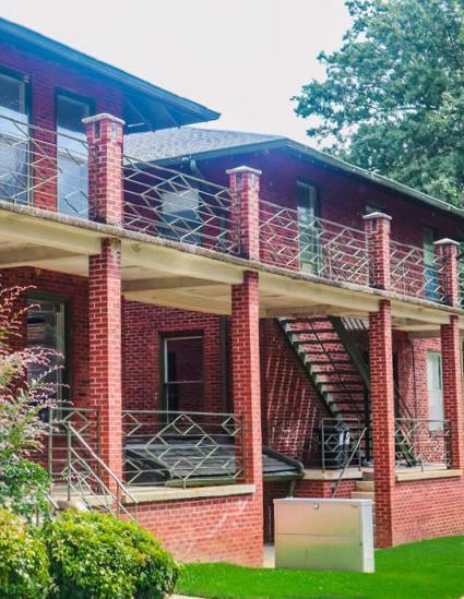 1100 Wake Forest Rd, Raleigh, NC à louer - Photo du bâtiment - Image 2 de 4