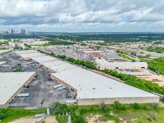 Plus de détails pour 580-586 N Beach St, Fort Worth, TX - Industriel à louer