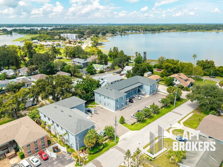 750 Avenue C SW, Winter Haven, FL à vendre - Photo du bâtiment - Image 2 de 6