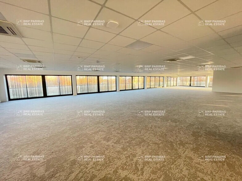 Office in Carquefou for lease - Building Photo - Image 1 of 23