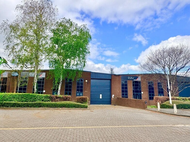 Wates Way, Banbury à louer - Photo du bâtiment - Image 2 de 6