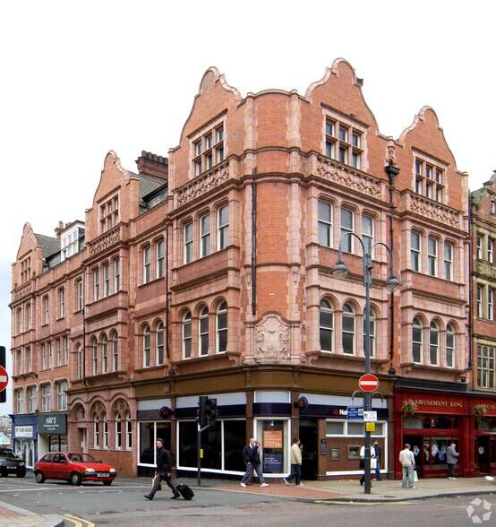 58-66 Vicar Ln, Leeds à vendre - Photo du bâtiment - Image 2 de 7