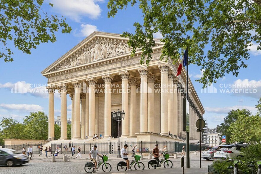 6 Place De La Madeleine, Paris à louer - Photo du bâtiment - Image 2 de 5