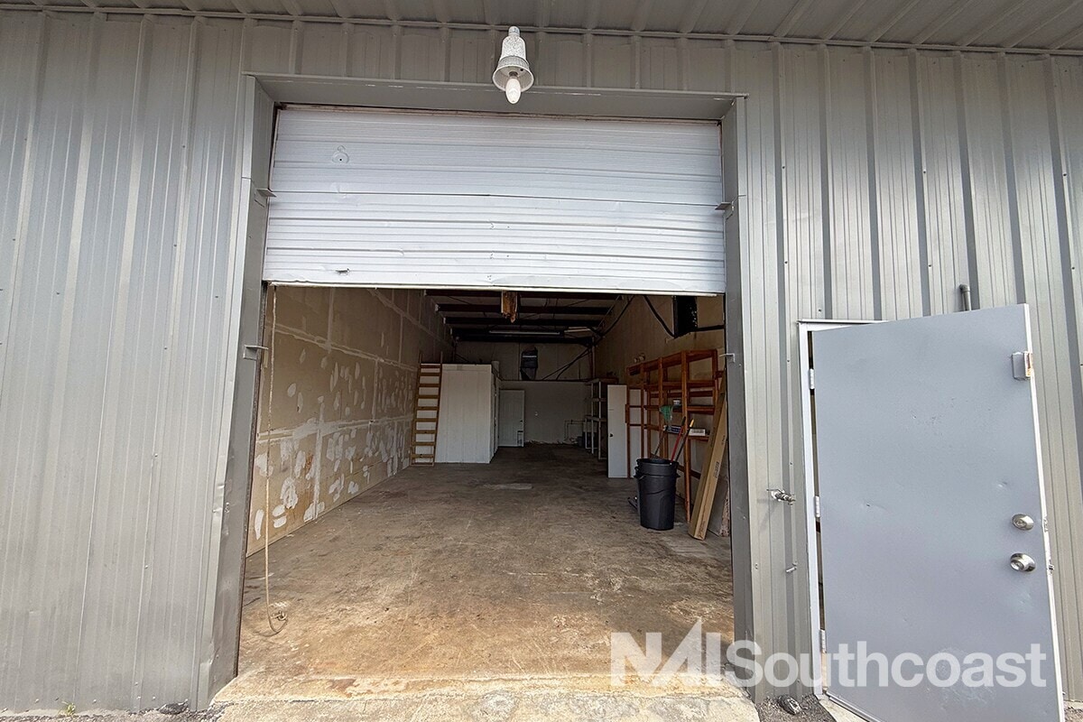 408-412 Farmers Market Rd, Fort Pierce, FL for sale Interior Photo- Image 1 of 4