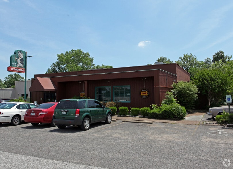 5465 Fox Plaza Dr, Memphis, TN for lease - Primary Photo - Image 1 of 11