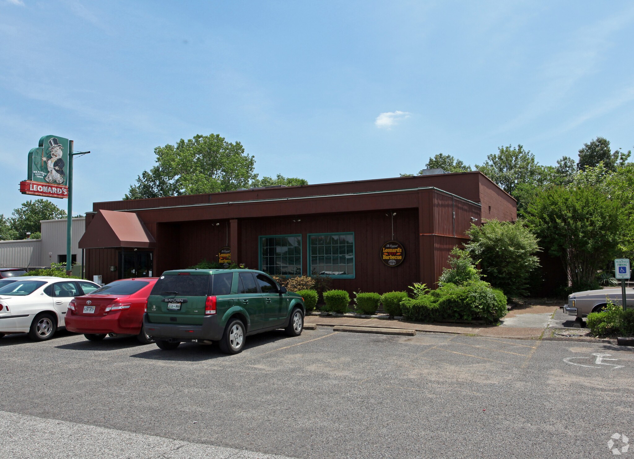 5465 Fox Plaza Dr, Memphis, TN for lease Primary Photo- Image 1 of 12